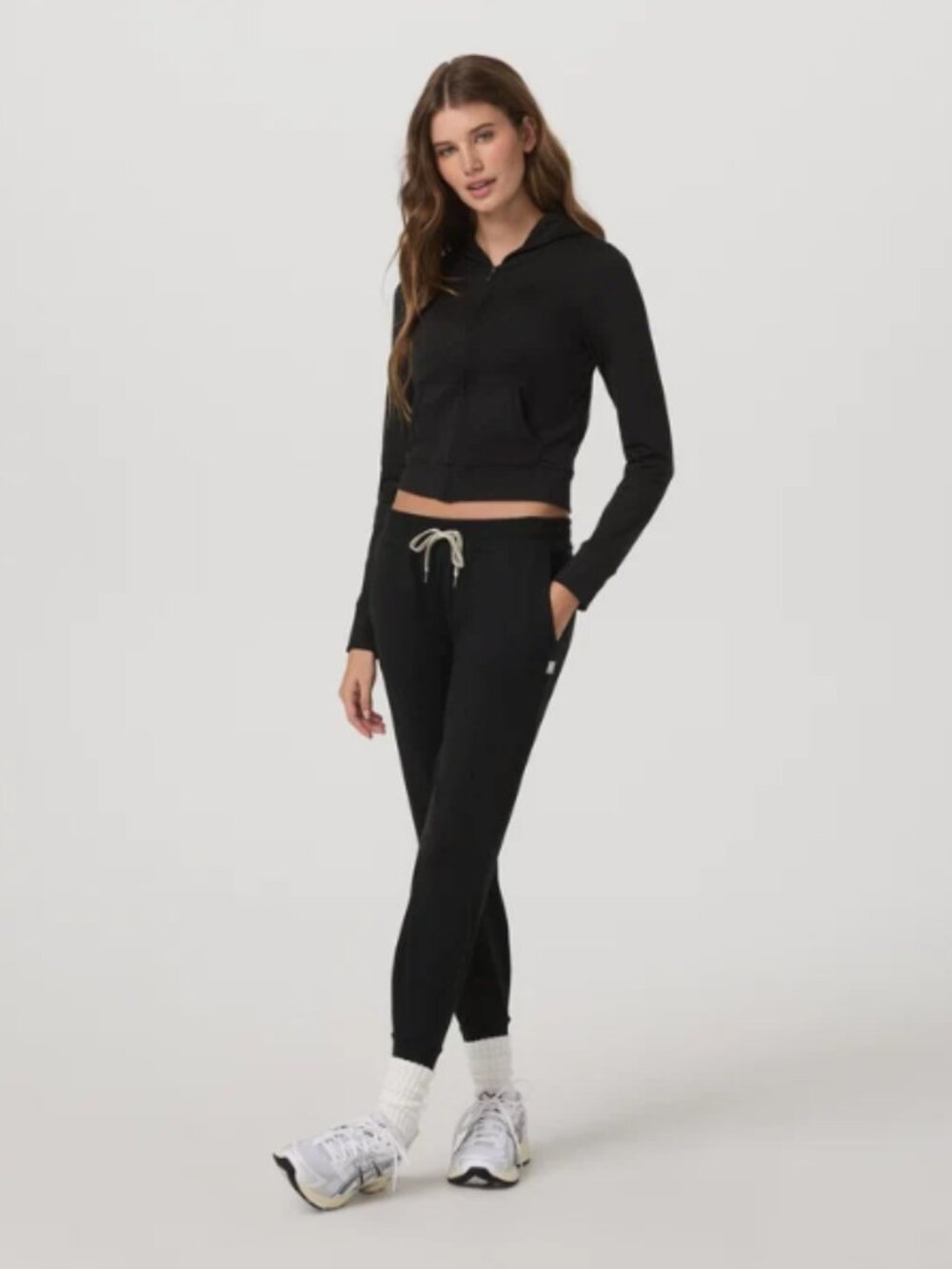 NWT Vuori Performance Jogger - Black Heather - M - Picture 5 of 7